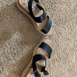 Steve Madden Fifer Sandal